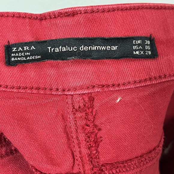 Zara Trafaluc Red Coated Denim Jeans with Zipper - 6 - Picture 3 of 11